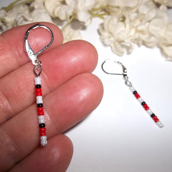 Linear Seed Bead Drop Earring Minimalist Sleek White Pearl Black Red Set A725 - Picture 7 of 9